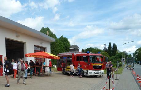 Würgendorf: Sommerfest am Feuerwehrgerätehaus P1050200a Würgendorf: Sommerfest am Feuerwehrgerätehaus