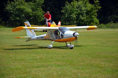 Zahlreiche Besucher bei den Flugmodellsporttagen Modellflug04 Zahlreiche Besucher bei den Flugmodellsporttagen