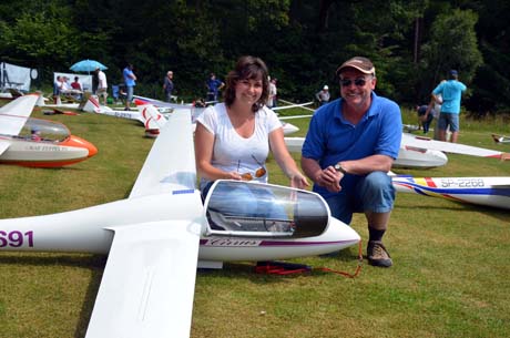 Zahlreiche Besucher bei den Flugmodellsporttagen Modellflug42 Zahlreiche Besucher bei den Flugmodellsporttagen