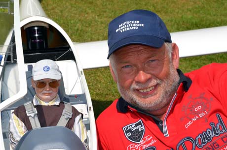 Zahlreiche Besucher bei den Flugmodellsporttagen Modellflug45 Zahlreiche Besucher bei den Flugmodellsporttagen