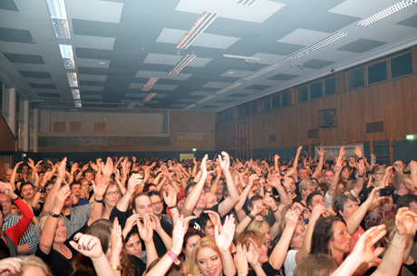 Queen Kings rockten in der Dreisbachhalle QueenKings 31 Queen Kings rockten in der Dreisbachhalle