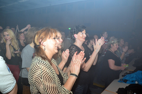 Queen Kings rockten in der Dreisbachhalle QueenKings 32 Queen Kings rockten in der Dreisbachhalle