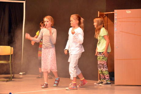 Glanzvolle Theateraufführung der Johannländer Schulkinder 2014 06 26 Schule Hainchen Musical 07 Glanzvolle Theateraufführung der Johannländer Schulkinder
