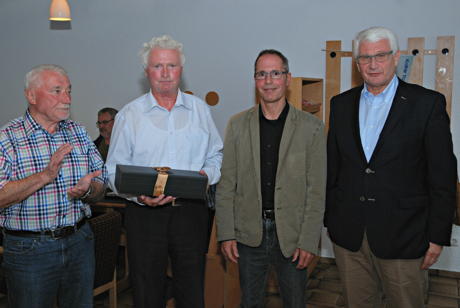 Führungswechsel bei der Siegerländer Kunstturn Vereinigung 2014 SKV Führungswechsel bei der Siegerländer Kunstturn Vereinigung