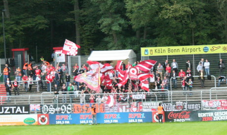 SF Siegen erleiden Schiffbruch in der Kölner Bucht SFSKöln01 SF Siegen erleiden Schiffbruch in der Kölner Bucht