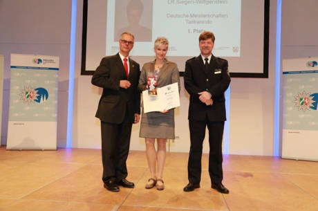 2015-04-23_Köln_Polizei_Sportlerehrung_2015_Sonja_Siebel_Foto_Polizeipräsidium_Köln