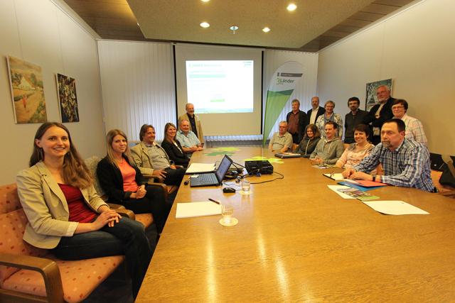 Sie werden gemeinsam mit ihren Mitstreitern aus Burbach und Neunkirchen die kommenden LEADER-Projekte beraten: die Mitglieder der Wilndorfer „Kompetenzrunde“. (Foto: LEADER-Regionalverein)