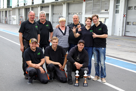 jm_racing_04vln12_team_(c)_Oliver_Wegen