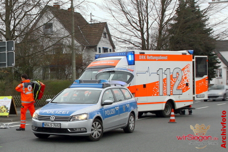 Polizeiauto + RTW 001