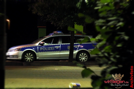 Polizeiauto- Nacht 008