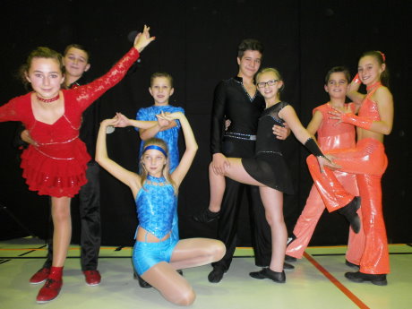 Jennifer Britner und Nico Seidel, Romina Hinz und Kevin Seidel, Katharina Hähn und Janosch Boeck, Hanna und Luca Mentzel (v.li.). Fotos (2): Verein