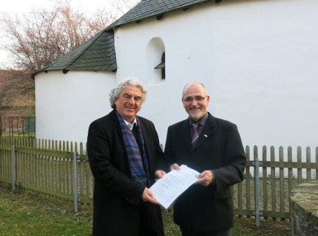 Wolfgang Suttner, Kulturdezernent des Kreises Siegen-Wittgenstein und Vorstand des Landesorchesters Südwestfalen (li.), und Regierungspräsident Dr. Gerd Bollermann. Foto: Bezirksregierung