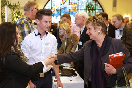 Foto Ministerin Löhrmann