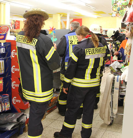 WerbeaktionFeuerwehrKreuztal (12)