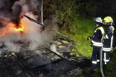 2014-09-23_Neunkirchen_Brand_Skihuette_Klotzbach_Foto_Kay-Helge_Hercher_2