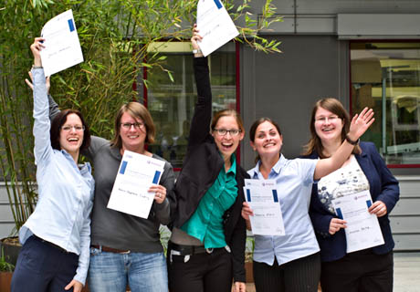 Das Siegerteam beim Leibniz Young Polymer Scientist Forum 2014 in Aachen mit Katrin-Stephanie Tücking (Zweite von links). Foto: Uni