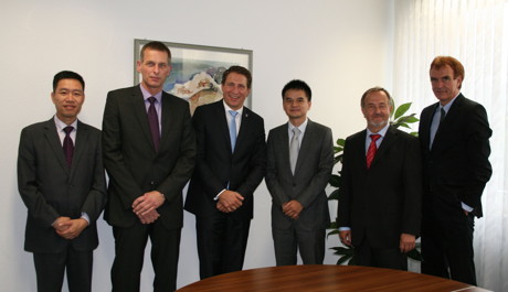2014-10-20_Neunkirchen_QGM_Besuch_Samuel Fu_Foto_Gemeinde_Neunkirchen