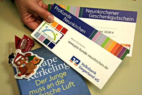 2014-11-07_Neunkirchen_Gutschein_ProKunde_Foto_Gemeinde_Neunkirchen