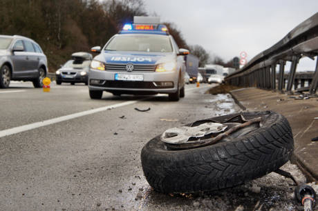 2015-01-05_Archiv_Unfall_Polizei_Polizeiauto_Polizeiwagen_A45_Autobahn_Foto_Hercher