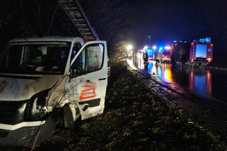 2015-01-28_Wilnsdorf_B54_VUP_Pkw_in_Gegenverkehr_Foto_Hercher_7