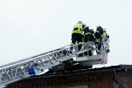 2015-02-03_Siegen-Geisweid_Kaminbrand_Wohn-und_Geschäftshaus_Foto_Hercher_02
