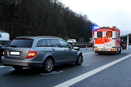 2015-03-02_Wilnsdorf_A45_Wdorf-Dortm_VUP_2_Pkw_Foto_Hercher_1