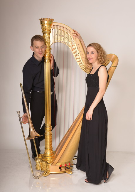 2007 begannen Jaulmes und Nassauer mit der reizvollen Instrumentenkombination Harfe und Posaune gemeinsam aufzutreten. Matthias Nassauer wird den besonderen Abend fundiert und gleichsam unterhaltsam moderieren. (Foto: Veranstalter)