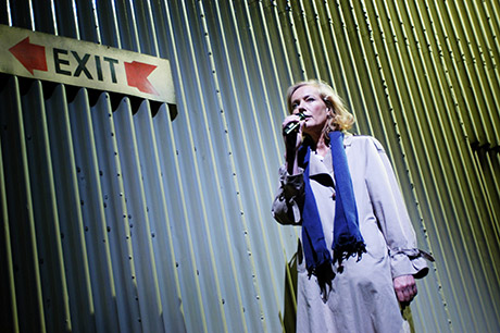 Gilla Cremer in der Rolle der Knef | Foto: Apollo-Theater