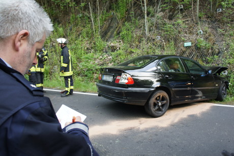 2015-05-20_Oberdresselndorf_L730_VU_Pkw_in_Graben_Foto_Hercher_03