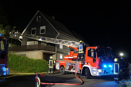 2015-05-28_Wilnsdorf-Wilden_Feuer4_Zimmerbrand_Schwerstverletzter_Foto_Hercher_08
