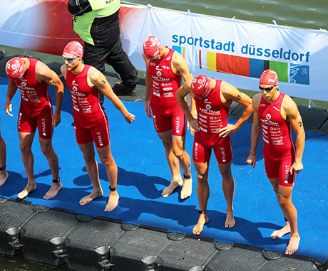 Teamfoto Herren von links nach rechts: Richard Murray, Sven Riederer, Gregor Buchholz, Steffen Justus, Jonathan Zipf | Foto: EJOT