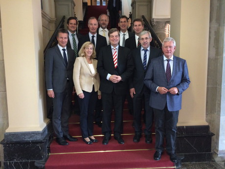 v.l.n.r.: Matthias Kerkhoff MdL, Thorsten Schick MdL, Christel Voßbeck-Kayser MdB, Dr. Matthias Heider MdB, Volkmar Klein MdB, Enak Ferlemann MdB, Jens Kamieth MdL, Prof. Patrick Sensburg MdB, Klaus Kaiser MdL und Eckard Uhlenberg MdL.