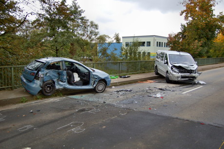2015-10-18_Tödlicher Verkehrsunfall im Bereich Hadamar-Niederzeuzheim_Foto_Fritsch_01