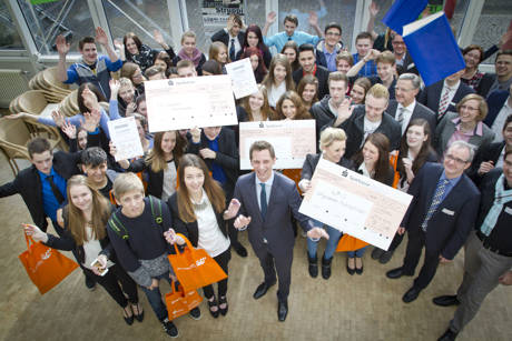 2015-01-15_Siegen_Schülerwettbewerb_Gewinnerteams (2)