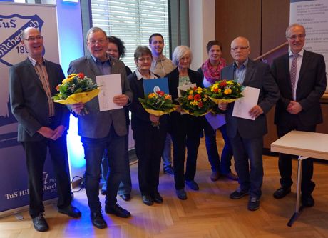 Da war noch alles harmonisch: Diese Mitglieder wurden für ihre Verdienste im Siegerland Turngau geehrt. Foto: J. Scheel/Turngau