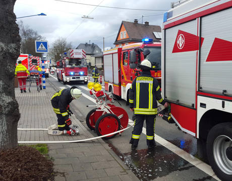 2016-03-27_Kreuztal-Buschhütten_Essen auf Herd_Foto_Feuerwehr_02