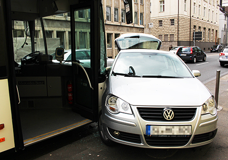 2016-04-29_Siegen_Frankfurterstraße_Vu_Linienbus (1)