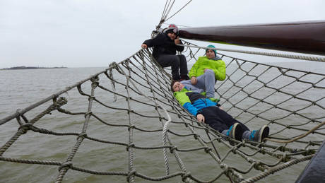 Segeltörn mit 20 Siegener Jugendlichen auf dem Ijsselmeer. (Foto: Stadt Siegen)