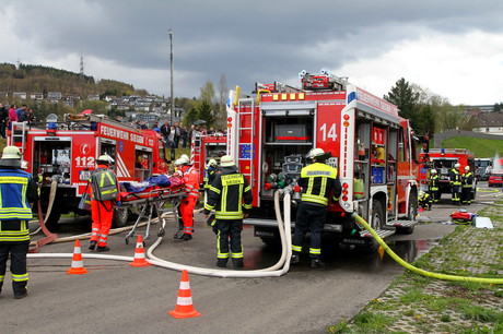 Übung-Feuerwehr-DRK-Niederschelden1