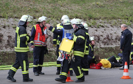Übung-Feuerwehr-DRK-Niederschelden8