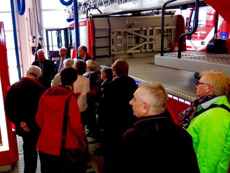 2016-05-03_Siegen_CDU-Kreistagsfraktion besuchte Leitstelle für Feuerwehr und Rettungsdienst in Siegen_Foto_CDU_03