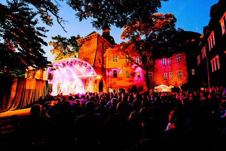 Erneut wartet beim Siegener Sommerfestival ein vielfältiges und breitenkulturelles Open-Air-Programm auf sein Publikum. (Foto: René Achenbach)