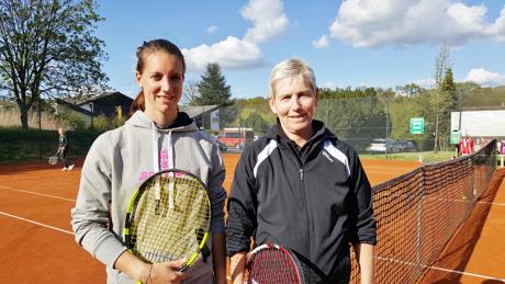 Dinah Pfitzenmaier (l.) hat das Training im Stützpunkt Schwerte-Westhofen übernommen und trainiert zusammen mit Stützpunkttrainerin Ruth Baumhoff (r.) den Bezirkskader. (Foto: thw)