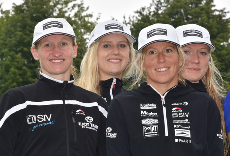 Ellen Knoepke, Dorothea Pieck, Steffi Steinberg und Franzi Maschke (v.li.) erreichten einen guten zweiten Platz. Foto: Hartmut Hoffmann / Verein