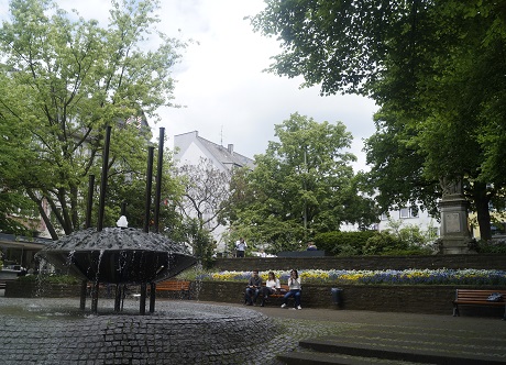 Die „Fißmeranlage“ in der Nähe der Nikolaikirche. Fotos: Jürgen Kirsch