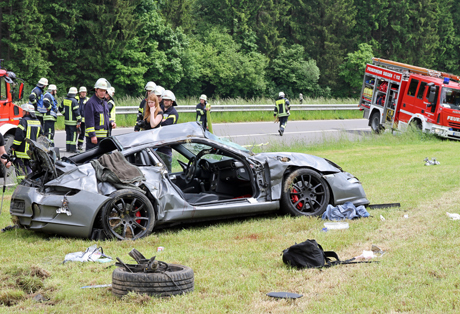 Porsche-Crash1