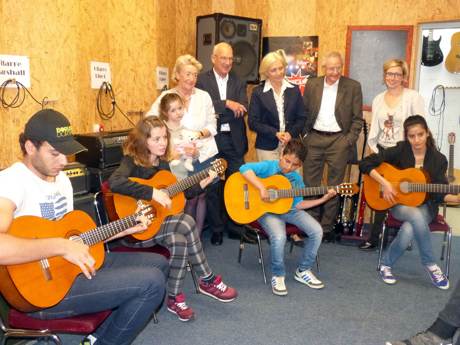 2016-06-09_Siegen_Musikschul_Projekt_Flüchtlinge_(c)_Musikschule (2)