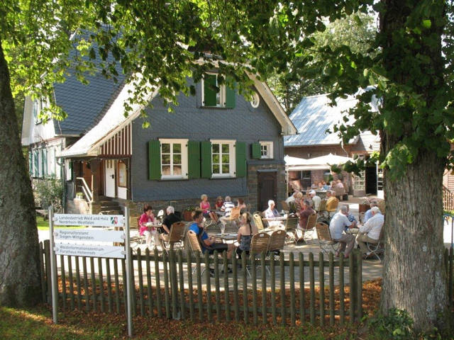 Uni-Big-Band spielt am 3.Juli auf Hohenroth. (Foto: Landesbetrieb Wald und Holz NRW)