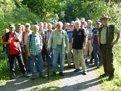 2016-06-28_Hilchenbach_Seniorenservice_Bildun_Vor_Der_Haustür_(c)_Stadt_Hilchenbach (2)