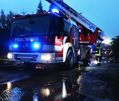 13_Siegen_Achenbach_Seelbergstraße_Feu4_Dachstuhlbrand_(c)_Mg_Bearbeitet (11)